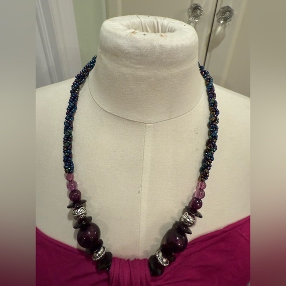 VENUS Womens Medium Fuchsia Ombré Halter Top with Beautiful Beaded Necklace - Picture 6 of 10